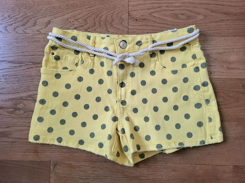 Shorts/ Kurze Jeanshose, Gelb/Schwarz gepunktet, Zara, Gr. 152 in Eberswalde