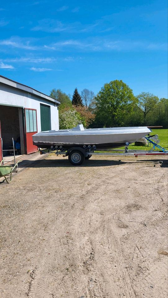 Bootstrailer in Lübeck