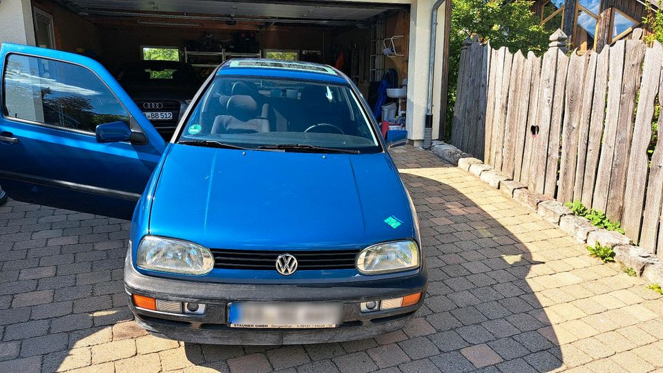 Vw Golf 3 pink floyd in Gschwend