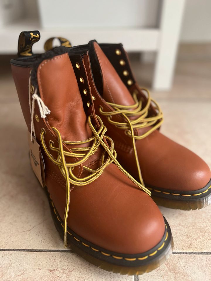 Dr. Martens Boots in Darme