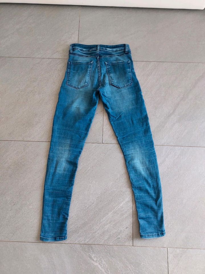 Takko Jeans Hose Skinny Denim Jeanshose Gr S W34 in Hirschau