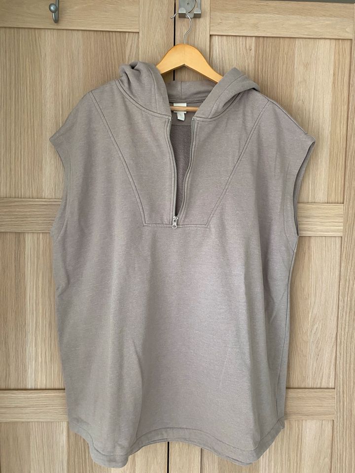 H&M Hoodie Pullover Sweatshirt Oberteil in Camburg