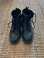 Dr. Martens Schnürstiefel Größe 42 München - Laim Vorschau