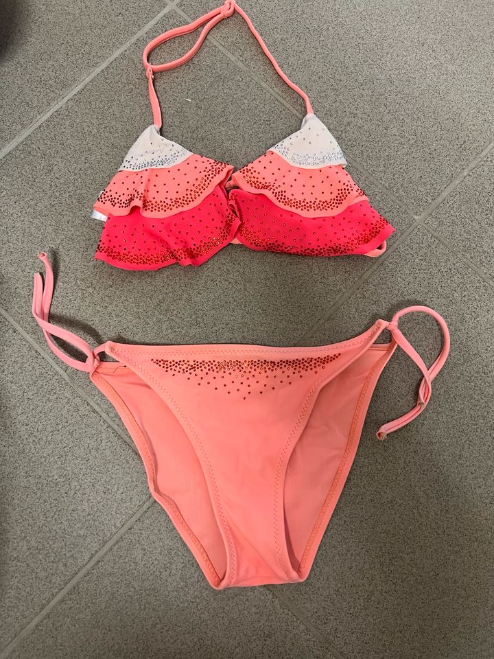 Bikini orange und grün in Orsingen-Nenzingen