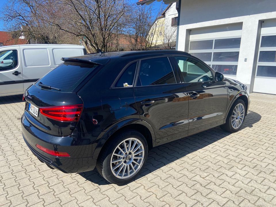 Audi RSQ3 8U in Hutthurm