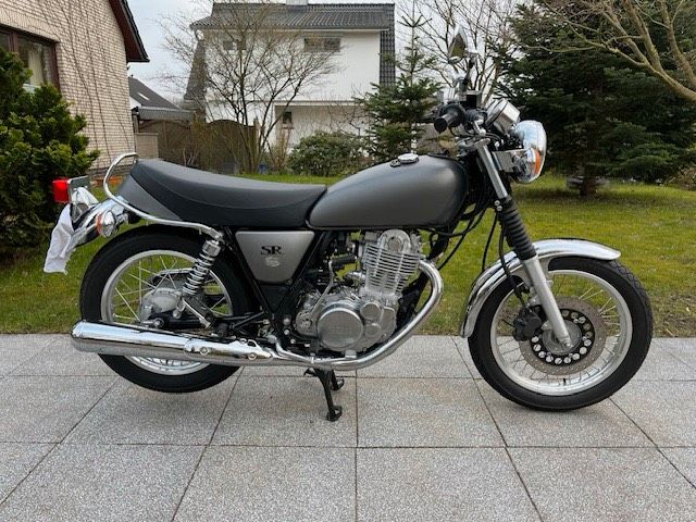 Yamaha SR 500 / SR 400 mit nur 648 km, wie neu. in Hamburg