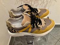 SNEAKER ANIMALPRINT GR 38 NEU Bayern - Velden Vorschau