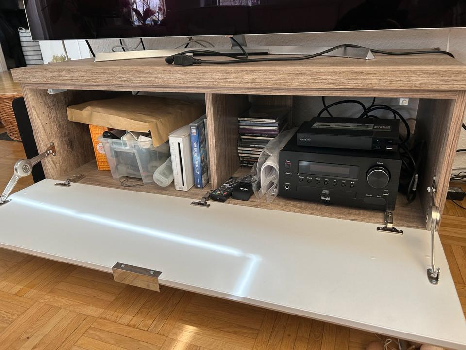 CS Schmal Cleo TV Bank Kommode 163x98x50 Wildeiche/Weissglas in Köln