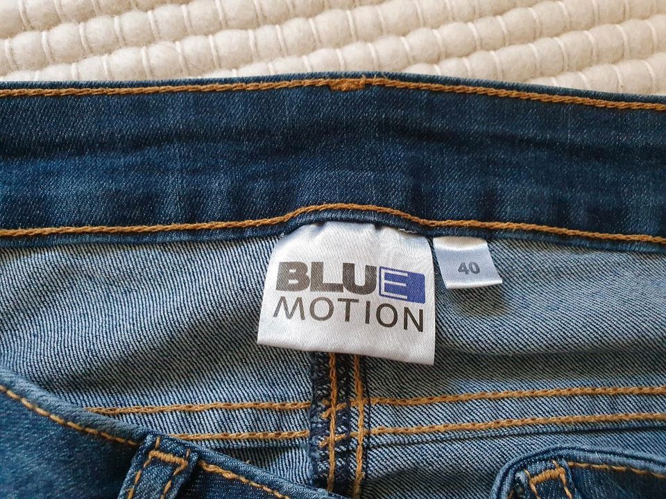* Blue Motion * Jeans Skinny eng * blau * Gr. 40 M L * in Duisburg