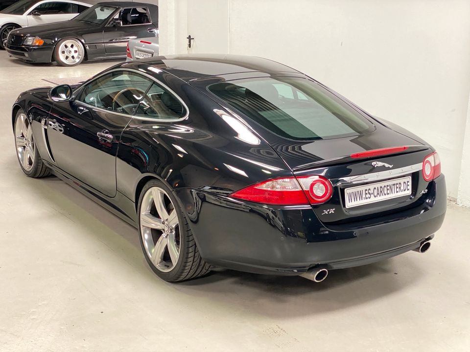 JAGUAR XK 4.2 V8 COUPE ~ H&R ~ 21 ZOLL ~ ALPINE SOUND ~ TAUSCH ~ in Bielefeld