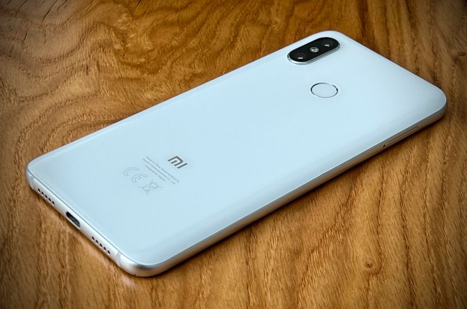 Xiaomi Mi8 128Gb Global Version White 6Gb ROM in Ering