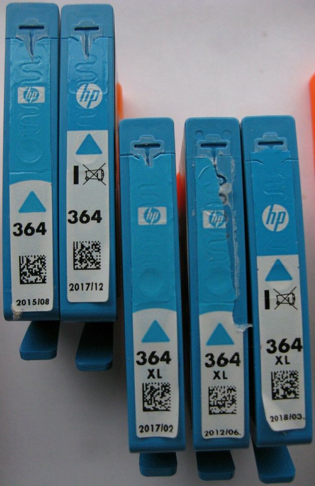 Leere + gebrauchte originale Tintenpatronen HP364 Größe XL in Bremen