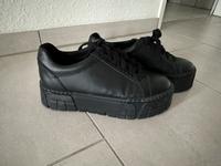 Sneaker, Sportschuhe, Turnschuhe, Plateau schwarz, Gr. 37 Hessen - Rüsselsheim Vorschau