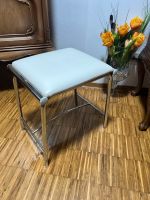 Hocker Stuhl weis Stahl 80 Vintage antik Vintage 1A Zustand Retro Baden-Württemberg - Dettingen an der Erms Vorschau