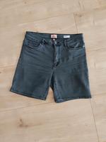 Damen Only Jeans Shorts grau schwarz Größe 29 Nordrhein-Westfalen - Bergkamen Vorschau