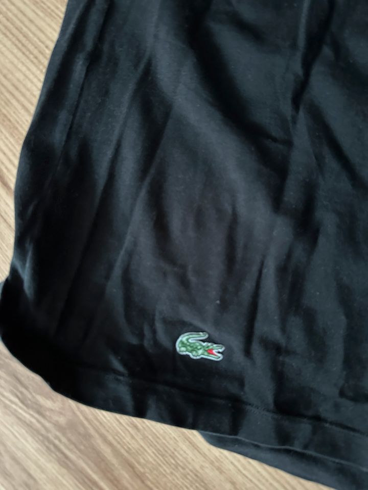 2x Lacoste Underwear Shirt schwarz Größe M in Elze