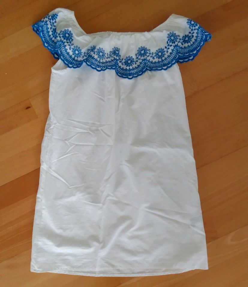 Sommerkleid in Gr. 152 in Singen