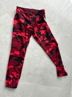 Michael Kors Herren Jogginghose gr 30/32 camouflage red Frankfurt am Main - Innenstadt Vorschau