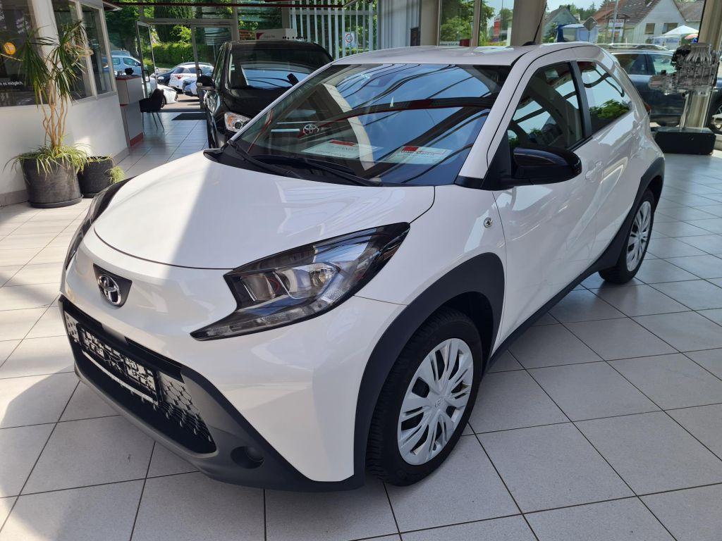 Abbildung des Autos Toyota Aygo X Play *Allw…