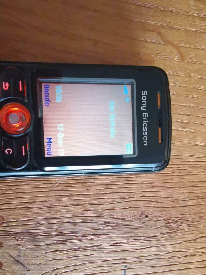 Sony Ericsson W200i Rythm Black Handy in Nordhorn