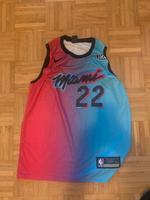 Miami Heat Jimmy butler Trikot Größe M Niedersachsen - Schortens Vorschau