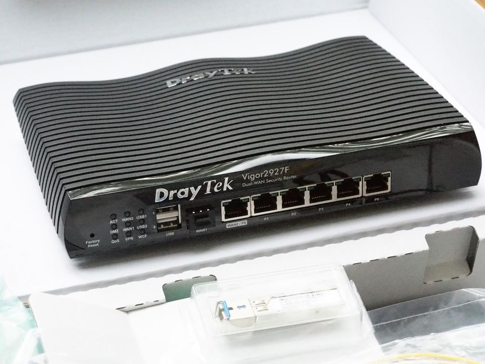 Draytek Vigor 2927F SFP Glasfaser-Router in Stahnsdorf