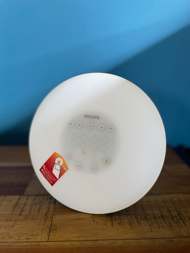 Philips Wake-up Light HF3507 Neuwertig in Taucha