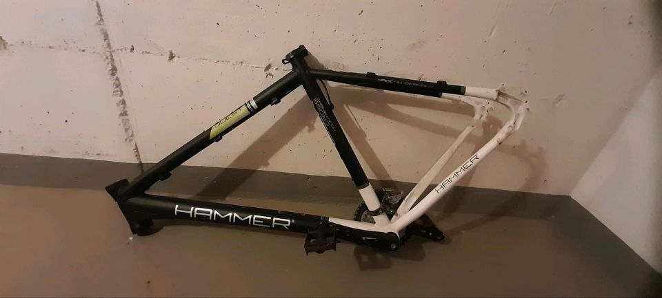 Mountainbike Rahmen für 26 Zoll Räder in Neuwied