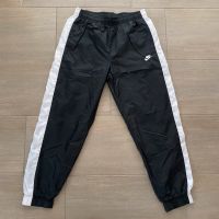 Nike Jogginghose Gr.L Schwarz Weiß Parachute Pants Nordrhein-Westfalen - Gronau (Westfalen) Vorschau