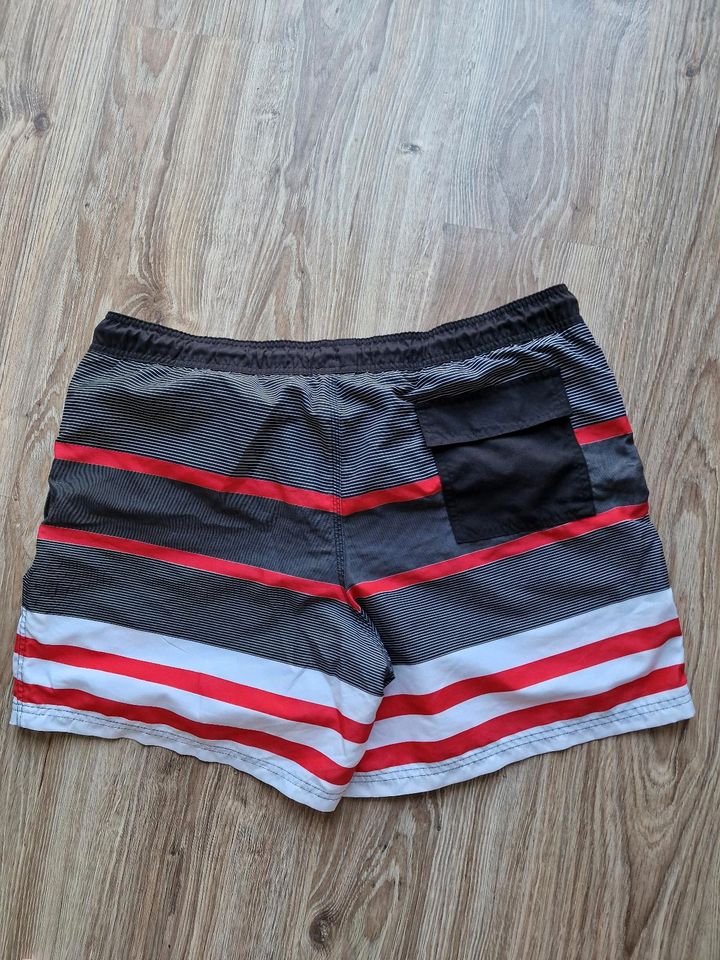 Herren Badeshorts Gr. XL in Morschen