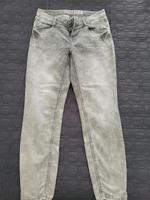Damen Soccx Denim Hose 7/8 grau Gr. 29 Hessen - Griesheim Vorschau