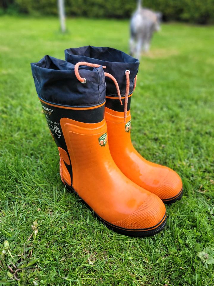 Husqvarna Gummistiefel, Waldstiefel, Sicherheitsschuhe Gr.44 in Bovenden