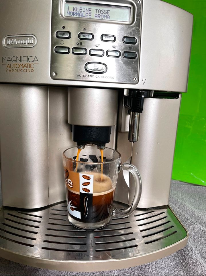 Delonghi De Longhi Kaffeevollautomat magnifica  automatic cappucc in Mainz