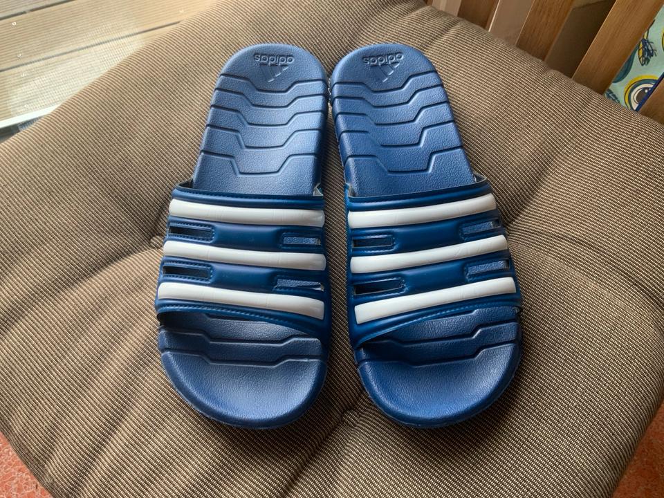 Adidas Badelatschen Badeschuhe Adiletten Gr. 6 38 5 39