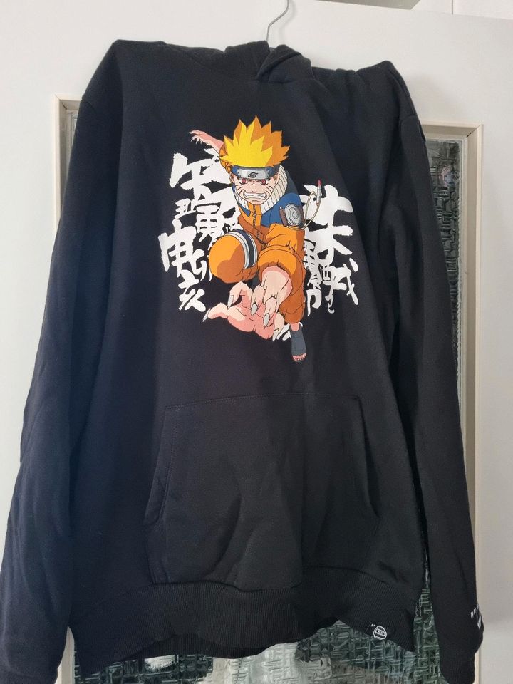 Naruto sweater in Glinde