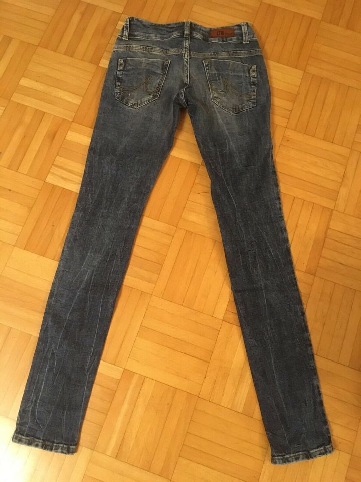 Damen Jeans LTB,W25/L32, Low Rise super Slim in Dornstetten