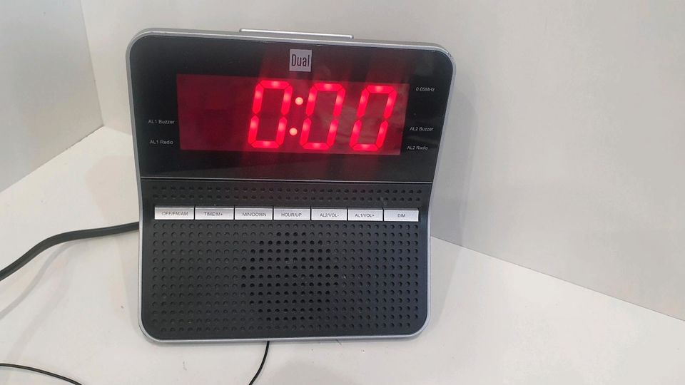 Radiowecker  Duai in Waldkraiburg