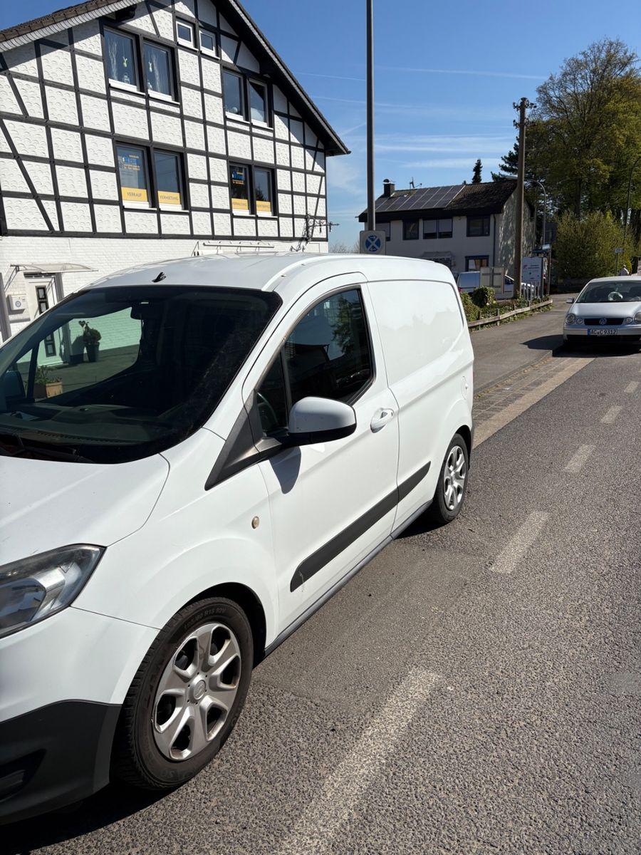 Abbildung des Autos Ford Courier