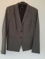 S.Oliver Damenblazer schwarz und Creme/ Größe 46 Hessen - Heusenstamm Vorschau