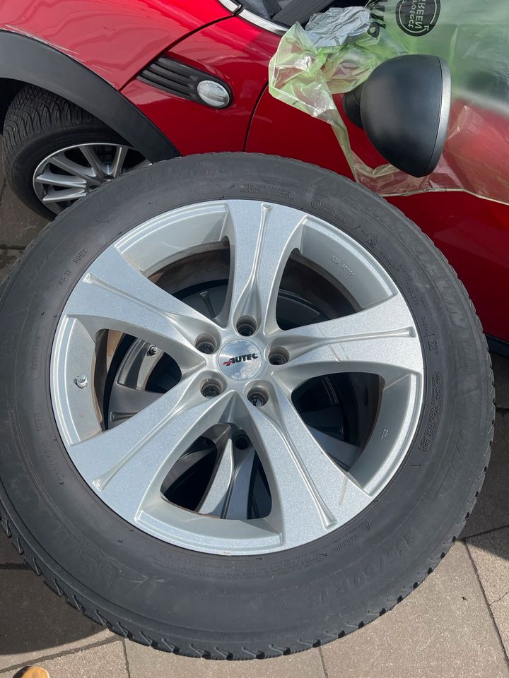 Satz Felgen 18 Zoll plus Reifen Satz Michelin 235/60 R18 in Hamburg