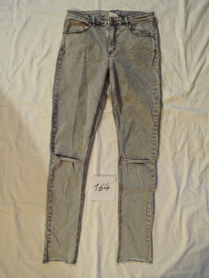 164 weiße short Bermuda Jeans Hose in Metzingen