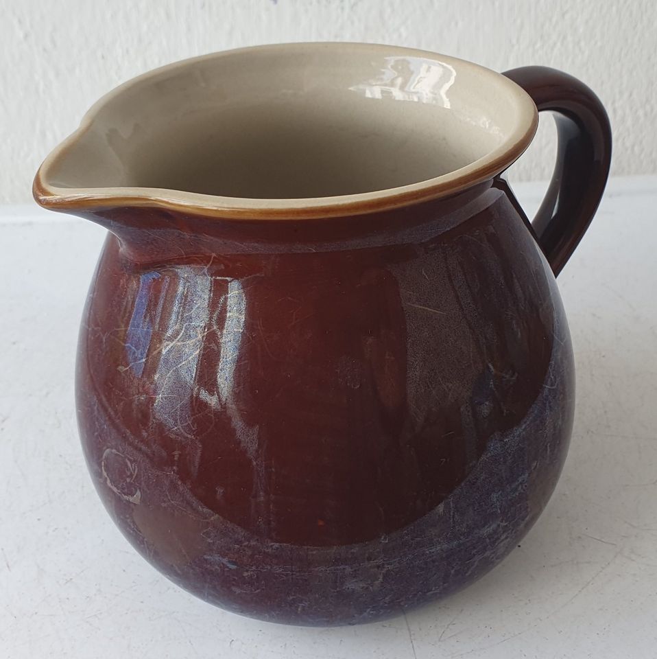 (Milch-/Saft) Krug, Keramik/Steingut,Ø ca. 12 cm, braun,ca. 0,8 l in Lübeck