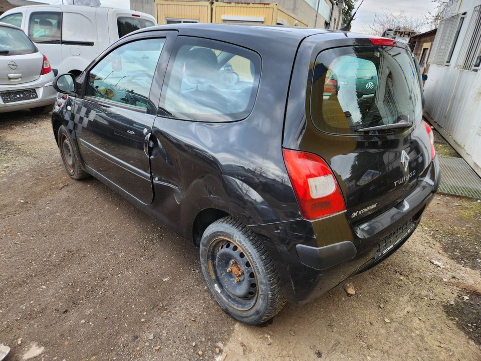 Schlachtfest ! Renault Twingo II 1,2 ´08 Hagelschaden NV676 Noir in Eschweiler