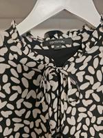 Comma Kleid Gr. 46 schwarz Creme top Zustand Bayern - Weißenburg in Bayern Vorschau