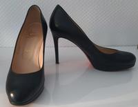 Christian Louboutin Pumps schwarz Leder 37.5 Nordrhein-Westfalen - Witten Vorschau