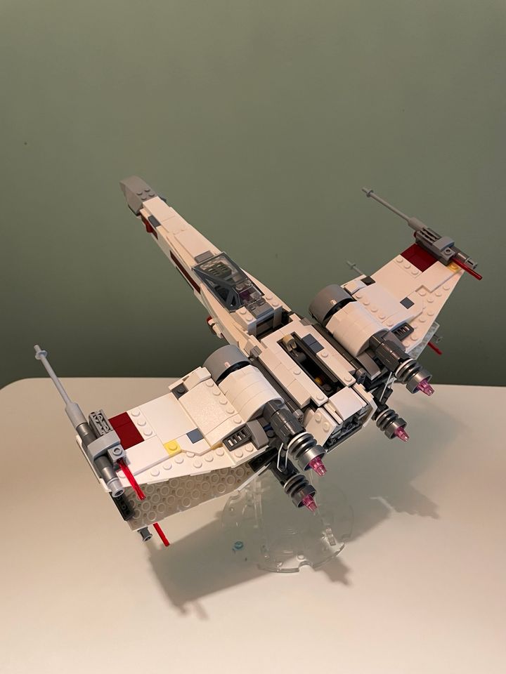 LEGO Star Wars 75218 X-Wing in Emskirchen