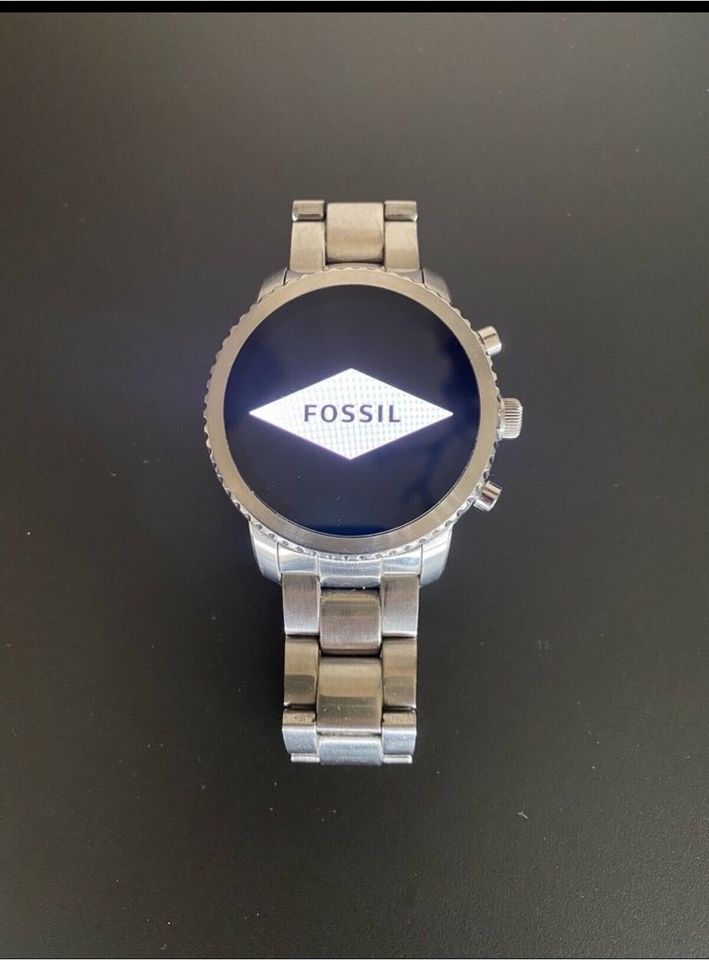 Fossil Q Explorist - Smartwatch in Oberthulba