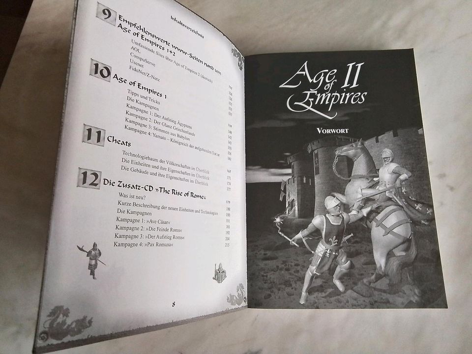 Altes "Age of Empires II " Strategie Buch in Moers
