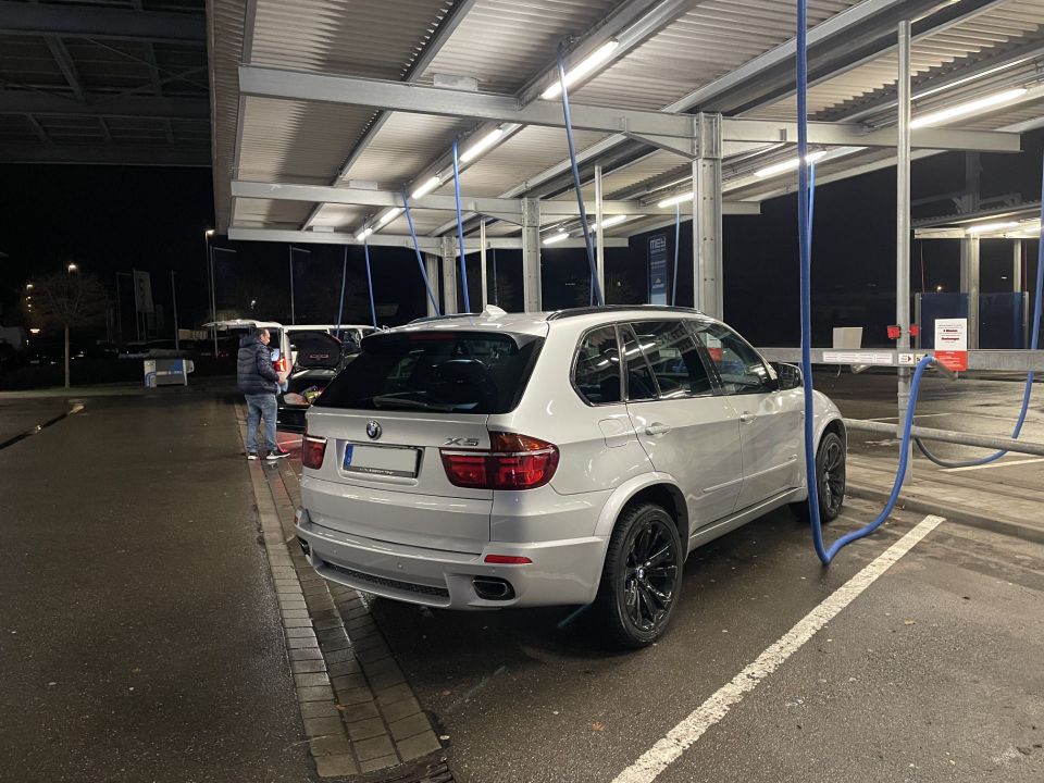 BMW X5 3.0d xDrive Facelift - M Paket Sport - Sonderfahrzeug in Tübingen