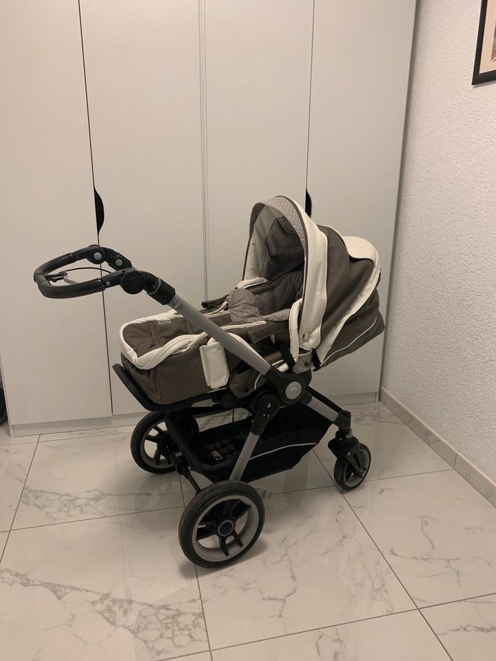 Kinderwagen Teutonia BeYou V3 mit Handbremse in Schöllkrippen